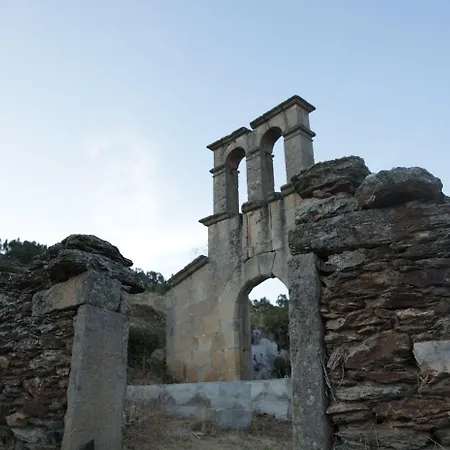 Colmeal Countryside Hotel 4*