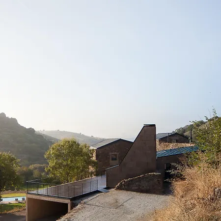 Colmeal Countryside Hotel 4*