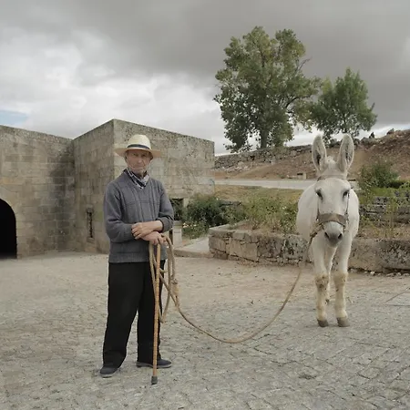 Colmeal Countryside 4*