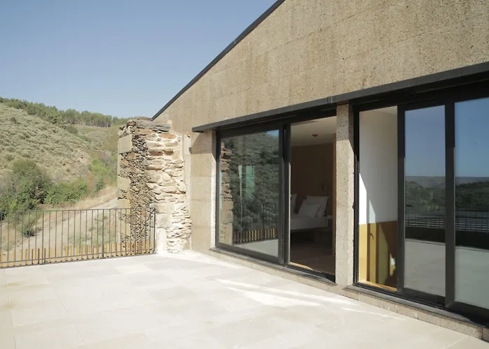 Colmeal Countryside Отель 4*