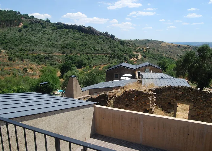 Colmeal Countryside Hotel 4*