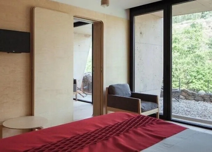 Colmeal Countryside 4*