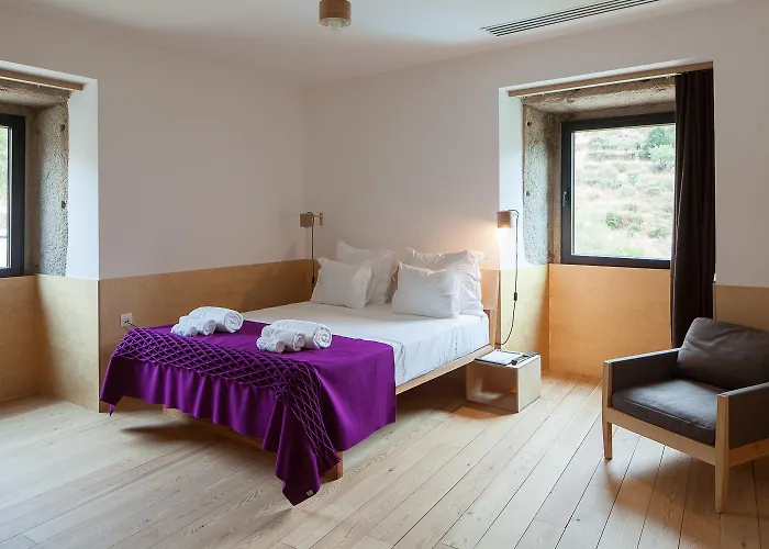 Colmeal Countryside Hotel 4*